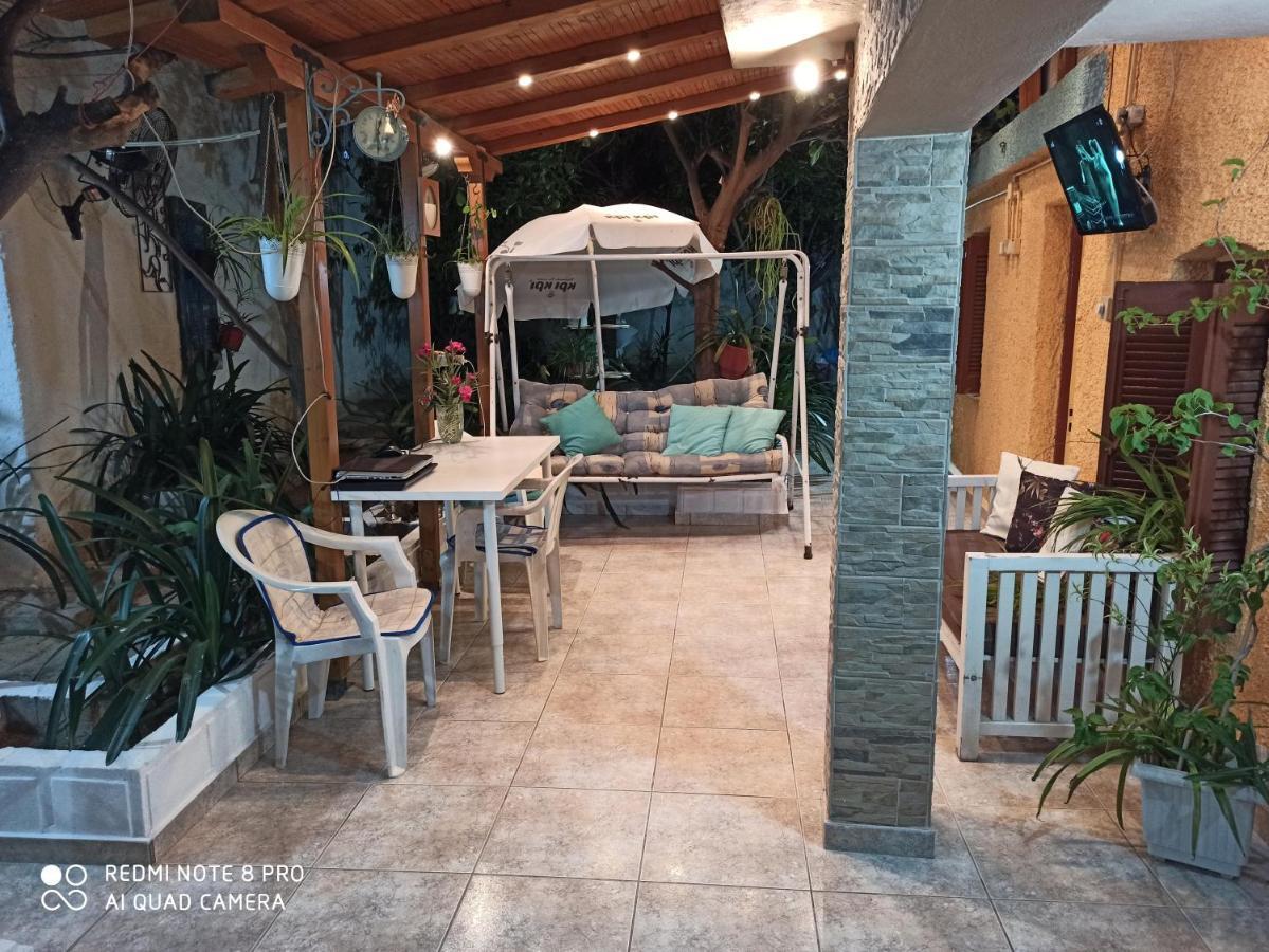 Aegina Town Traditional Lemon House Экстерьер фото