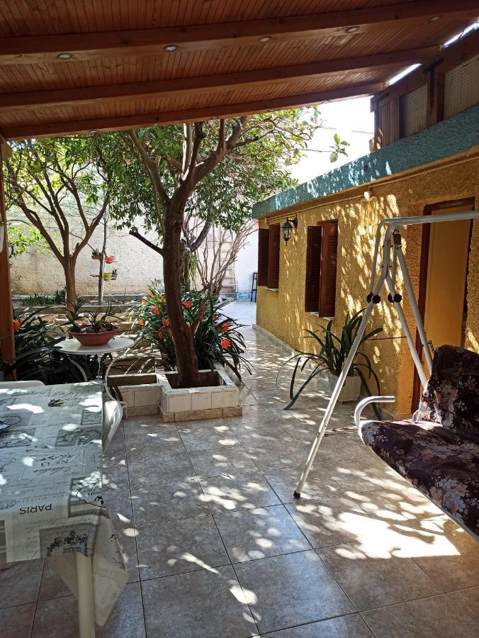 Aegina Town Traditional Lemon House Экстерьер фото